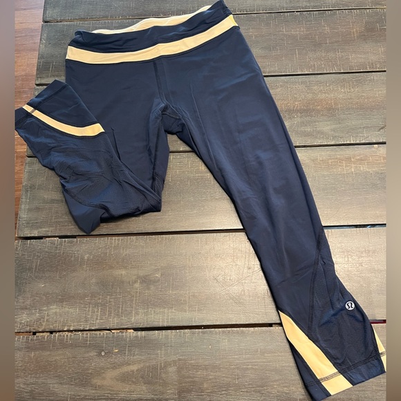 Lululemon capri leggings - Picture 6 of 10
